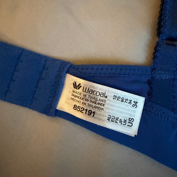 Wacoal Royal Blue, Lace Trim, Deep Plunge, Bralette- 34 - Picture 4 of 8